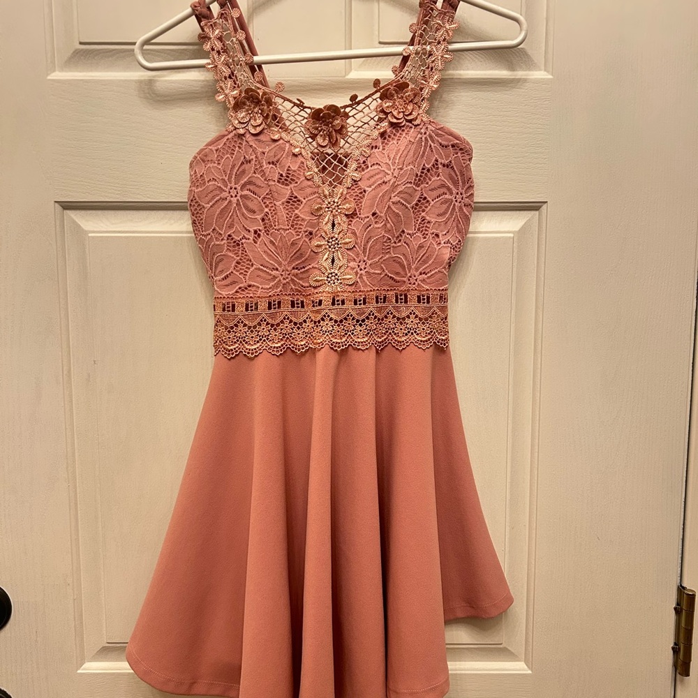 Elegant Rose Pink Lace Dress